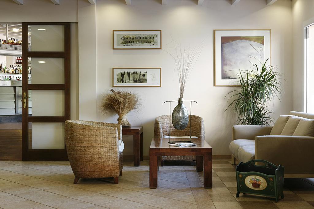 Hotel Voramar - Emar Hotels Es Pujols Exterior photo