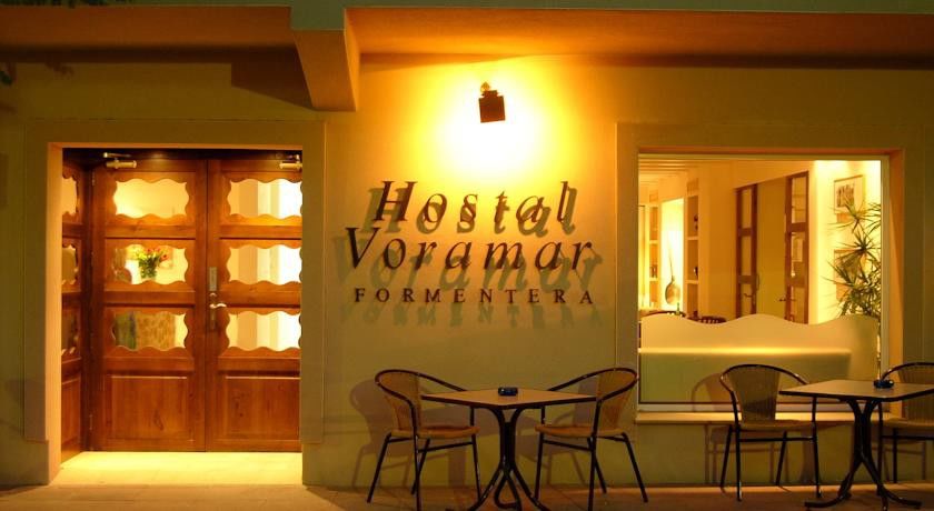Hotel Voramar - Emar Hotels Es Pujols Exterior photo